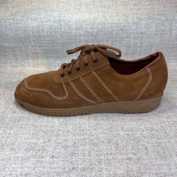 Suburbans vintage faux suede lace up shoes sneakers mens size 8 USA made retro - Picture 3 of 10